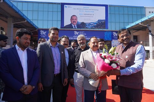 Minister Dr. Jitendra Singh Commends IIT Jammu’s Role in Driving Tech and Innovation